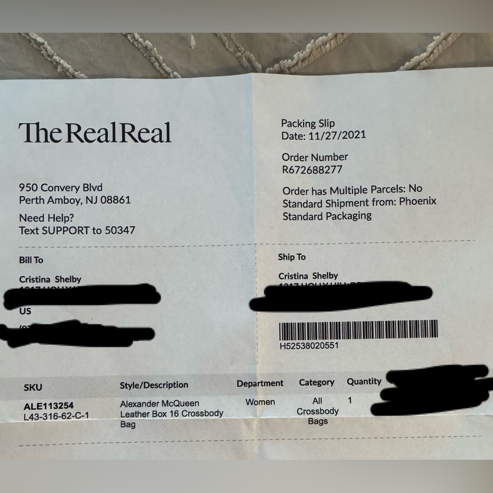 Alexander McQueen Black Crossbody with Gold Details - Picture 16 of 16